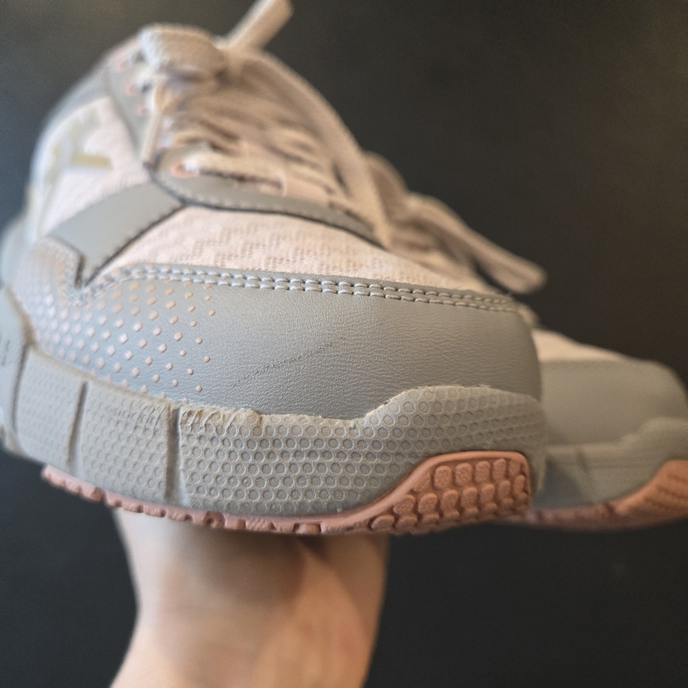 Kuru Quantum Athletic Shoes 7.5 Wide - Picture 4 of 9